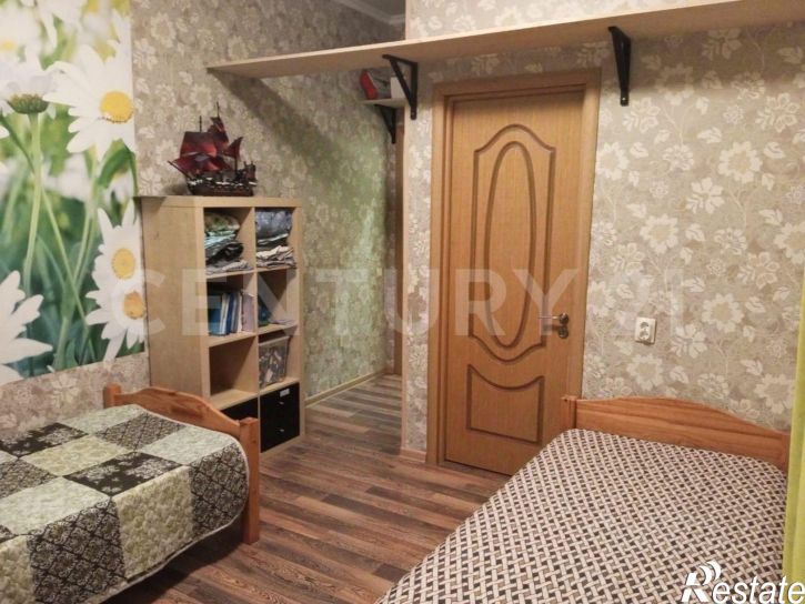 3-комн квартира ул Долгининская, 16,  д. 16