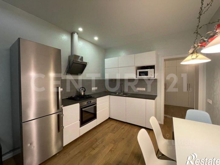 2-комн квартира Осенняя улица, 27,  д. 27