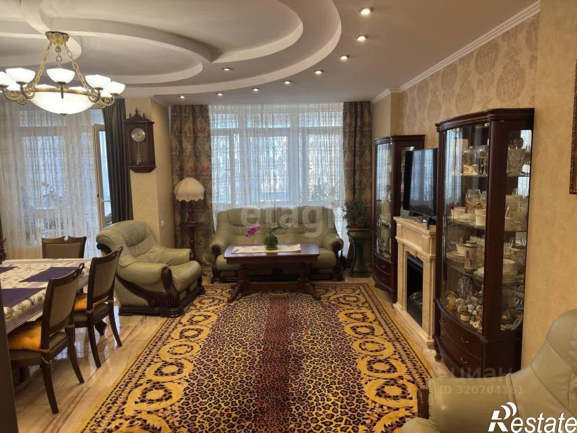 Купить квартиру за 28 000 000 рублей на Долгининская улица, 4