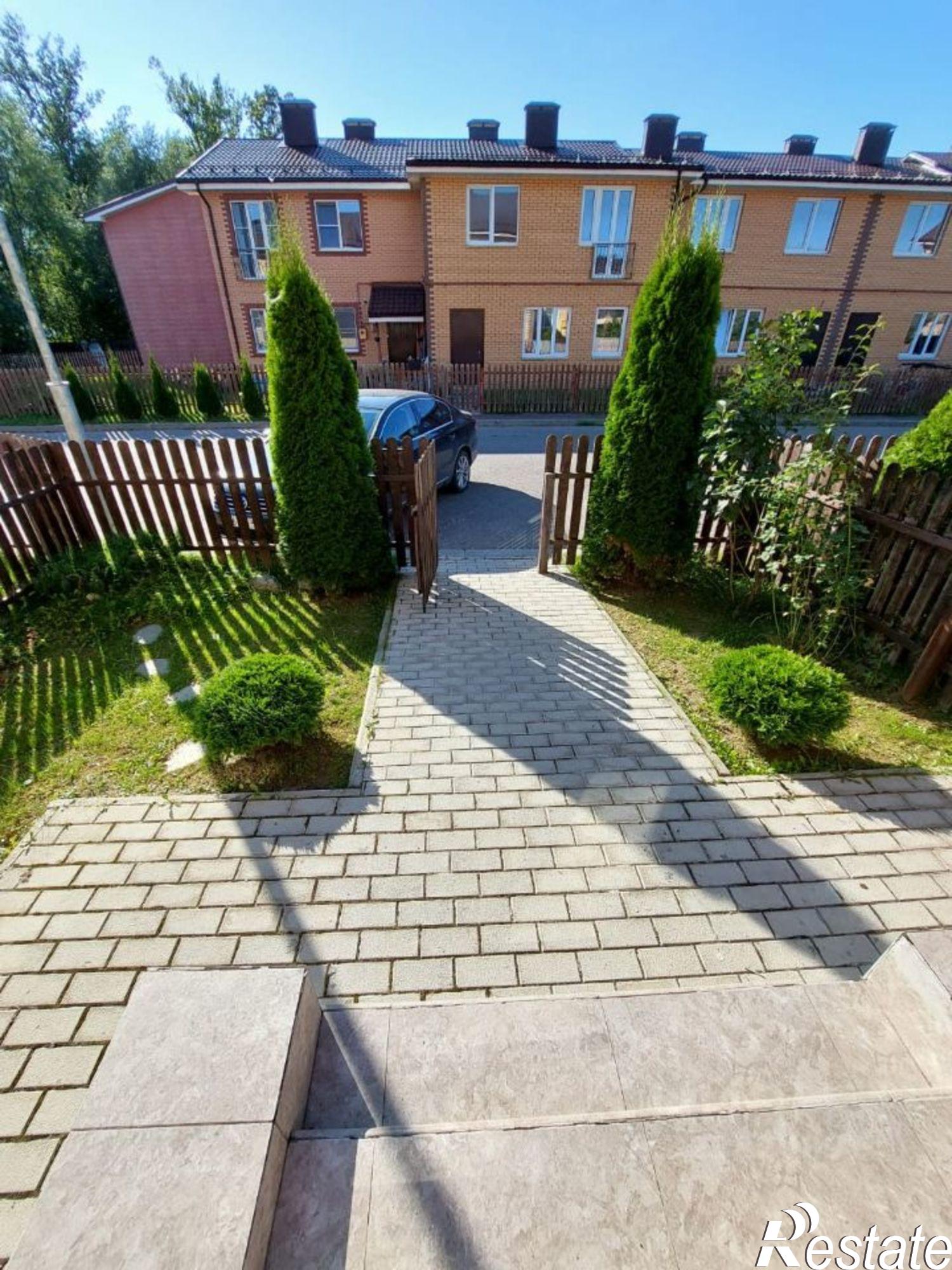 Купить дачу, дом, коттедж за 17 400 000 рублей на улица Космонавта Леонова, 7/3