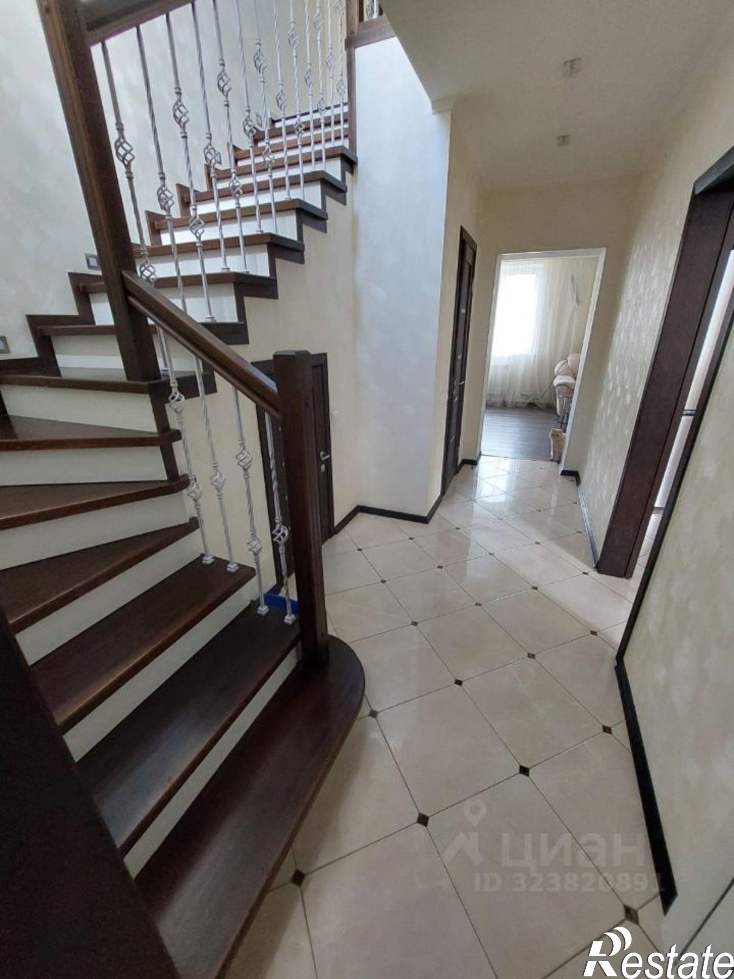 Купить дачу, дом, коттедж за 17 400 000 рублей на улица Космонавта Леонова, 7/3