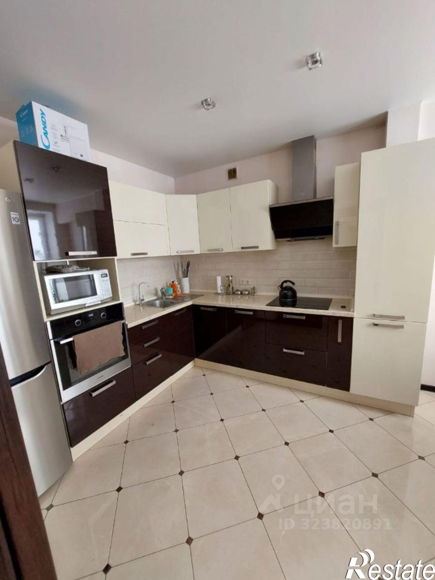 Купить дачу, дом, коттедж за 17 400 000 рублей на улица Космонавта Леонова, 7/3