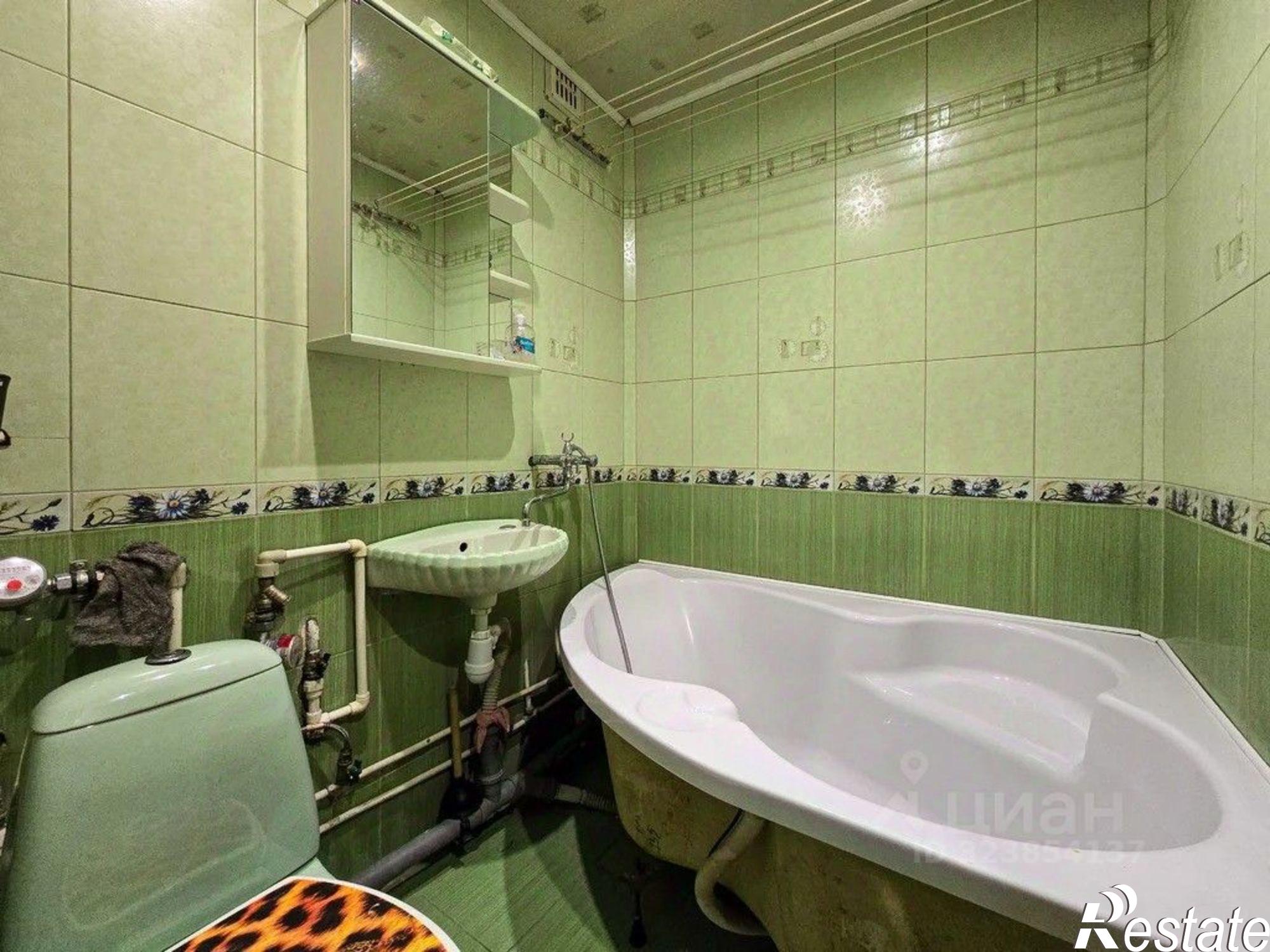 Сдать квартиру за 38 000 рублей на улица Гурьянова, 5