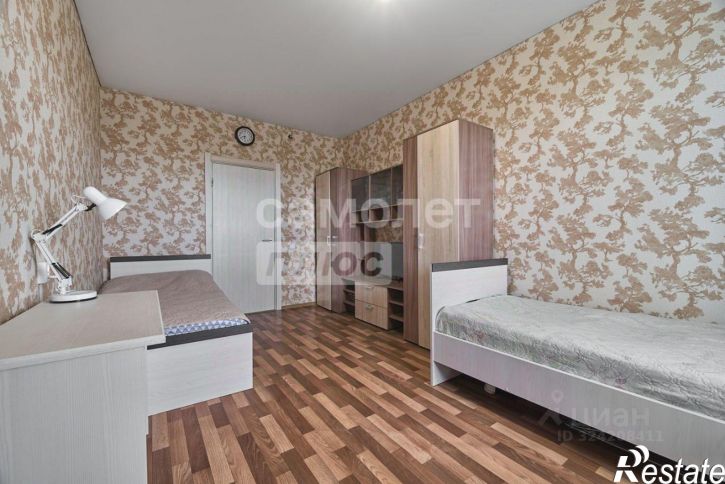 3-комн квартира улица Кутузова, 23,  д. 23