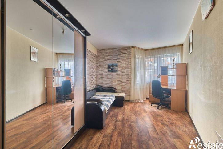 3-комн квартира проспект Маркса, 87,  д. 87