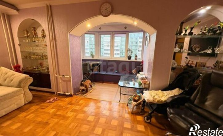 3-комн квартира улица Гагарина, 4,  д. 4