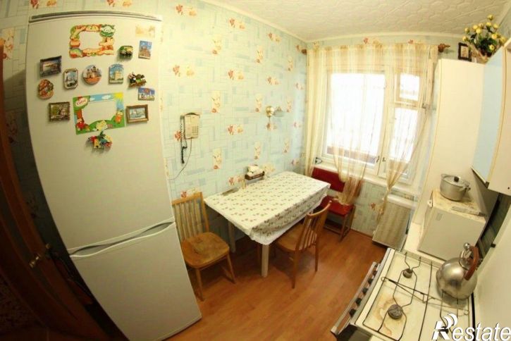 2-комн квартира пр-кт Ленина, 200,  д. 200