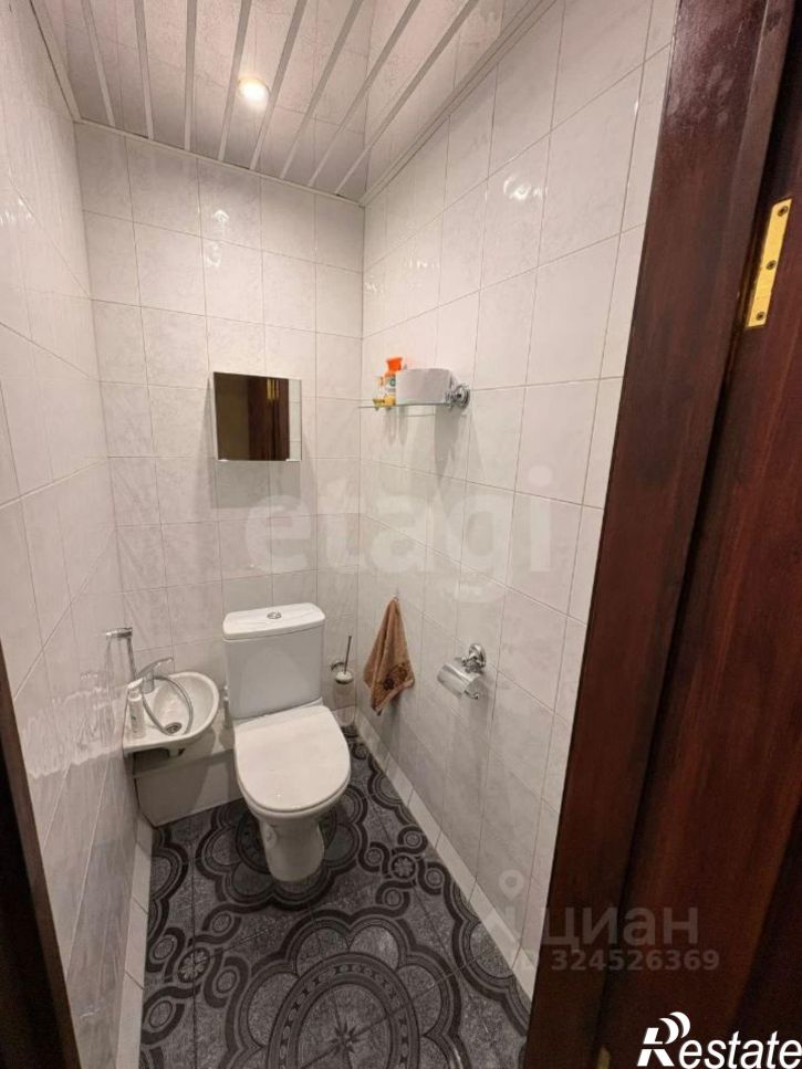 3-комн квартира улица Гагарина, 4,  д. 4