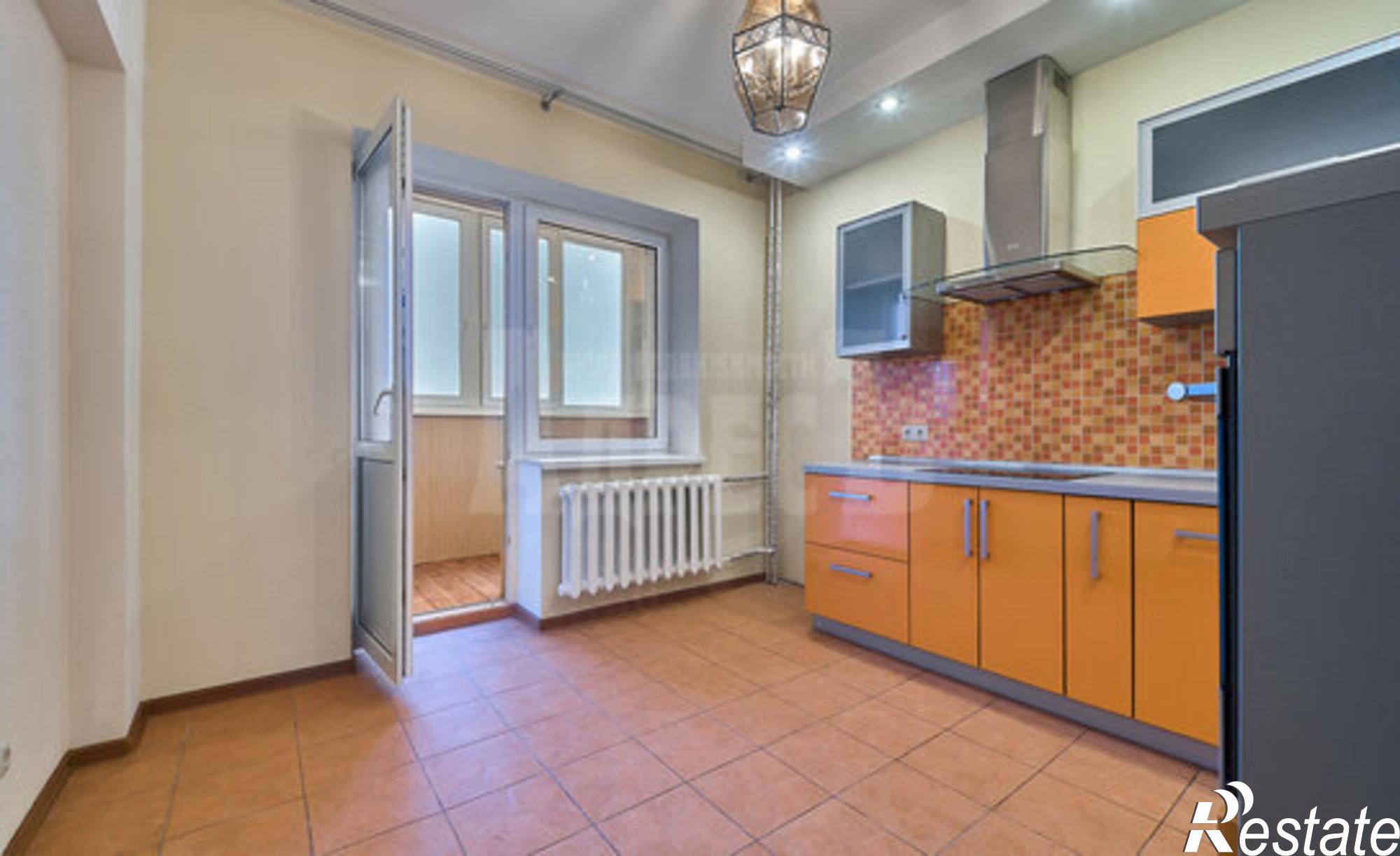 Купить квартиру за 12 000 000 рублей на ул Курчатова, 76