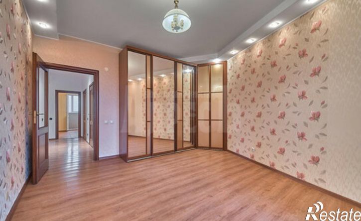 3-комн квартира ул Курчатова, 76,  д. 76