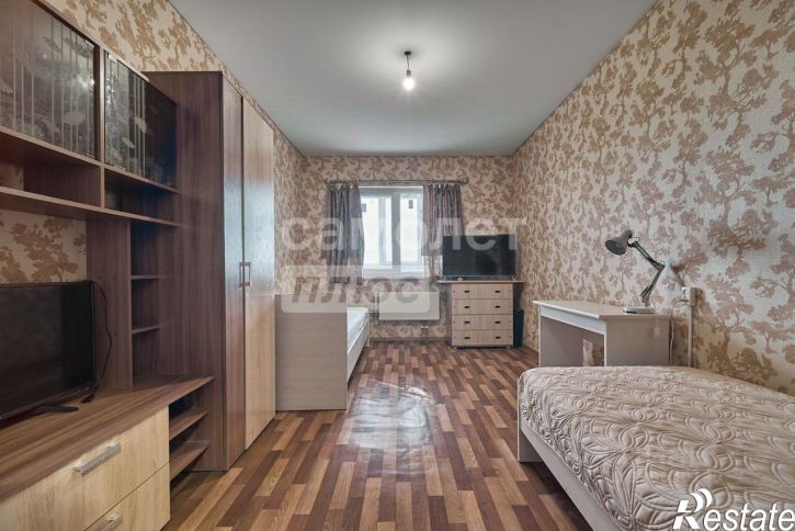 3-комн квартира улица Кутузова, 23,  д. 23