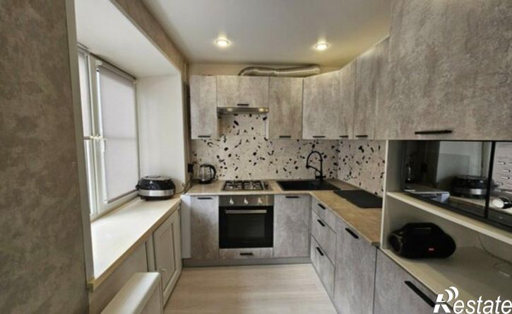 3-комн квартира улица Королёва, 1,  д. 1