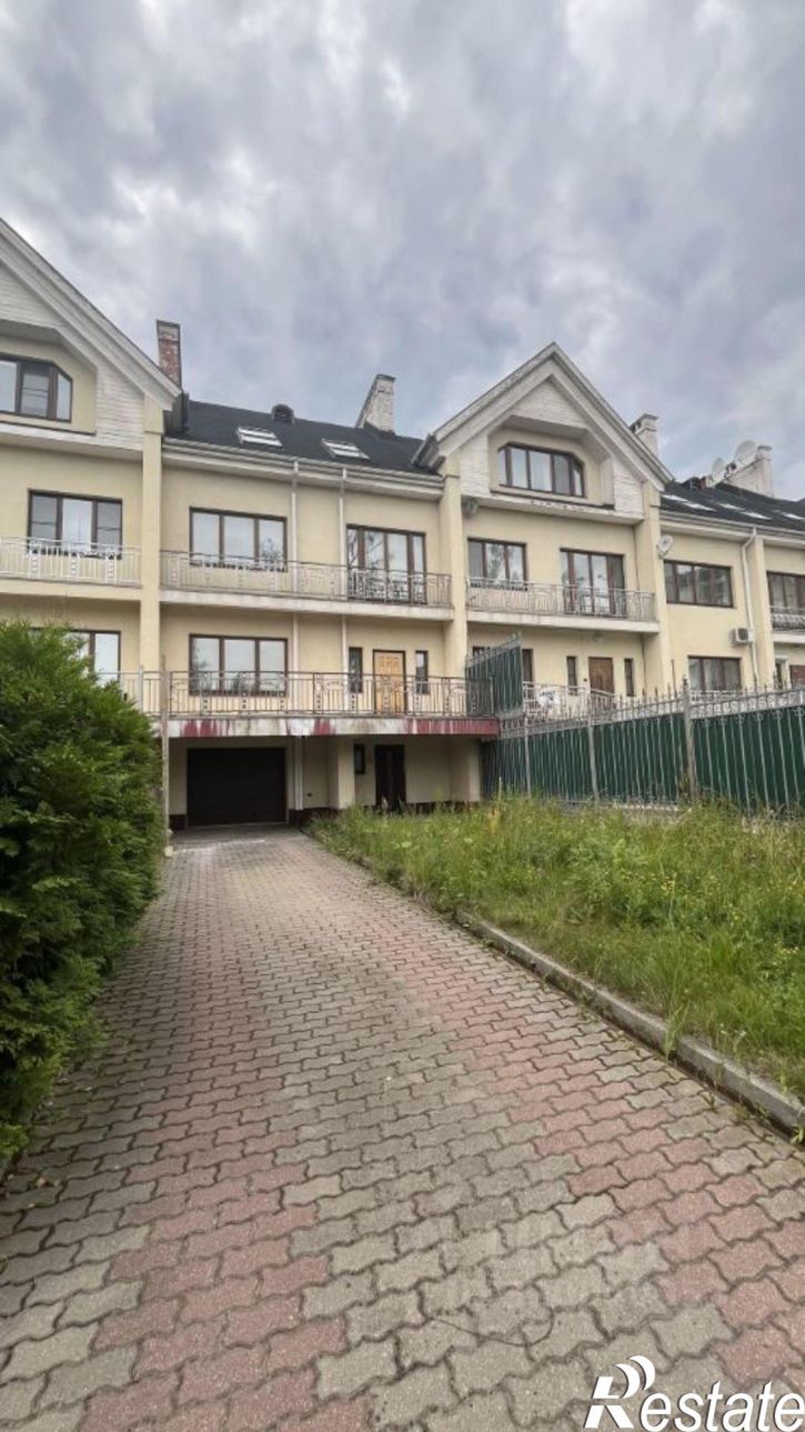 6-комн квартира Калужская улица, 12,  д. 12