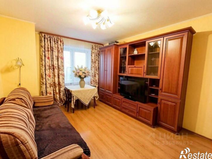 3-комн квартира Калужская улица, 20,  д. 20