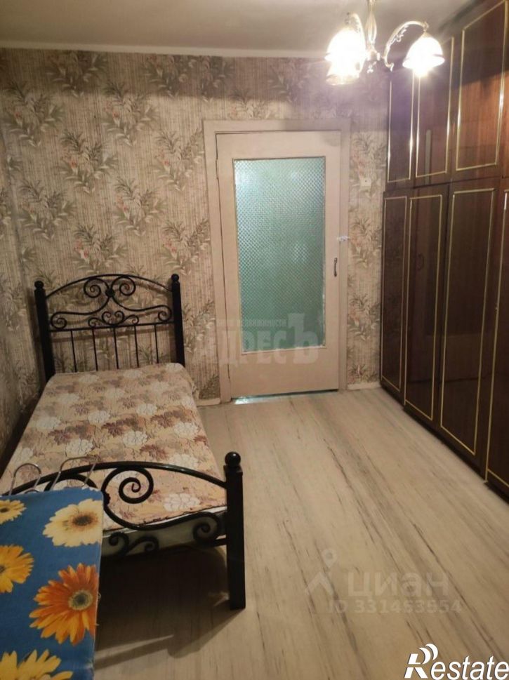 2-комн квартира Треугольная площадь, 1,  д. 1