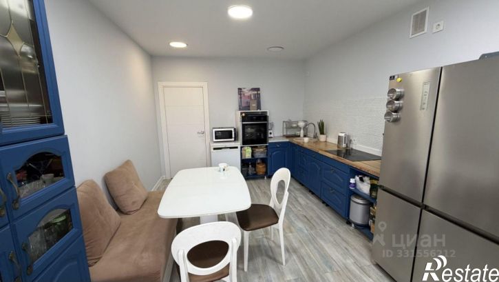 4-комн квартира улица Поленова, 11,  д. 11