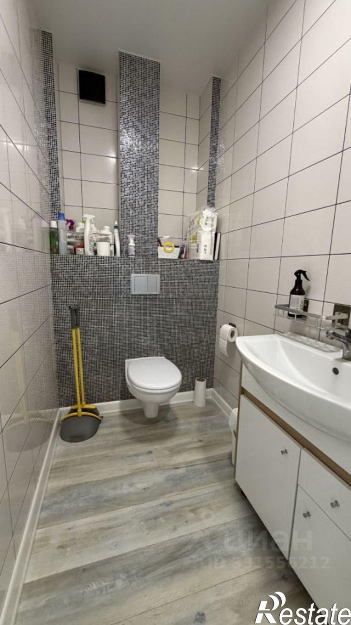 4-комн квартира улица Поленова, 11,  д. 11