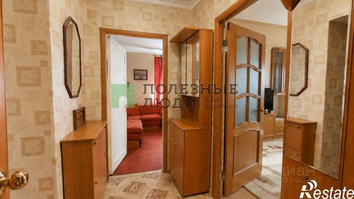 4-комн квартира ул Красных Зорь, 27,  д. 27