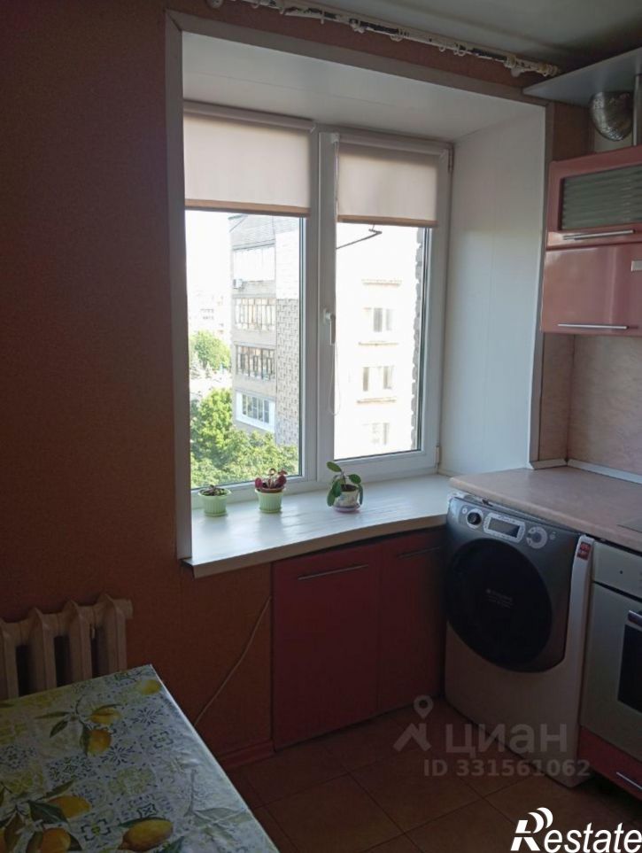 2-комн квартира улица Королёва, 16,  д. 16