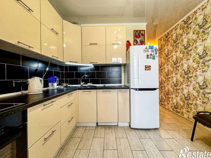 2-комн квартира пр-кт Ленина, 221,  д. 221