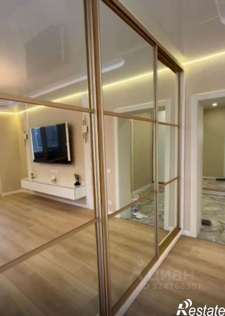 2-комн квартира ул Поленова, 11,  д. 11