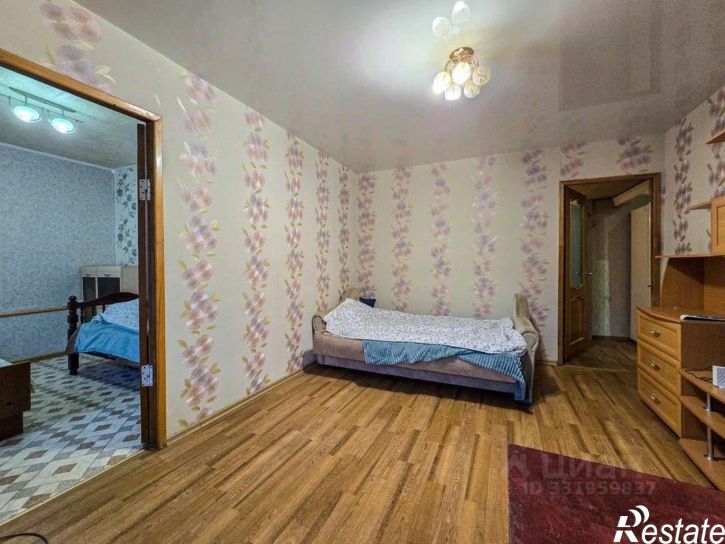 3-комн квартира ул Гурьянова, 5,  д. 5