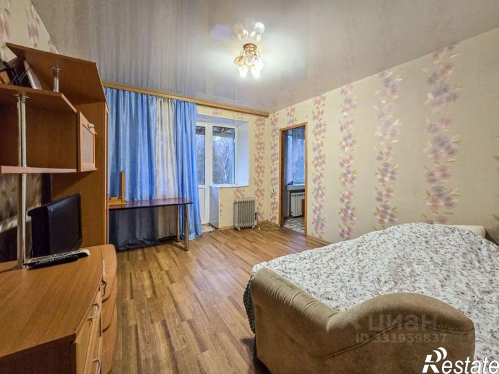 3-комн квартира ул Гурьянова, 5,  д. 5