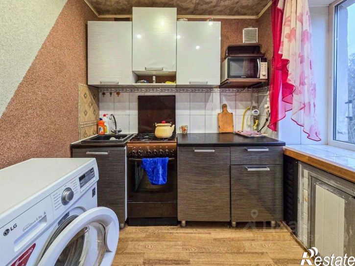 3-комн квартира ул Гурьянова, 5,  д. 5