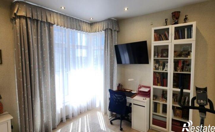 3-комн квартира ул Долгининская, 20,  д. 20