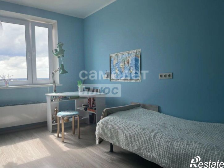 2-комн квартира ул Поленова, 2,  д. 2