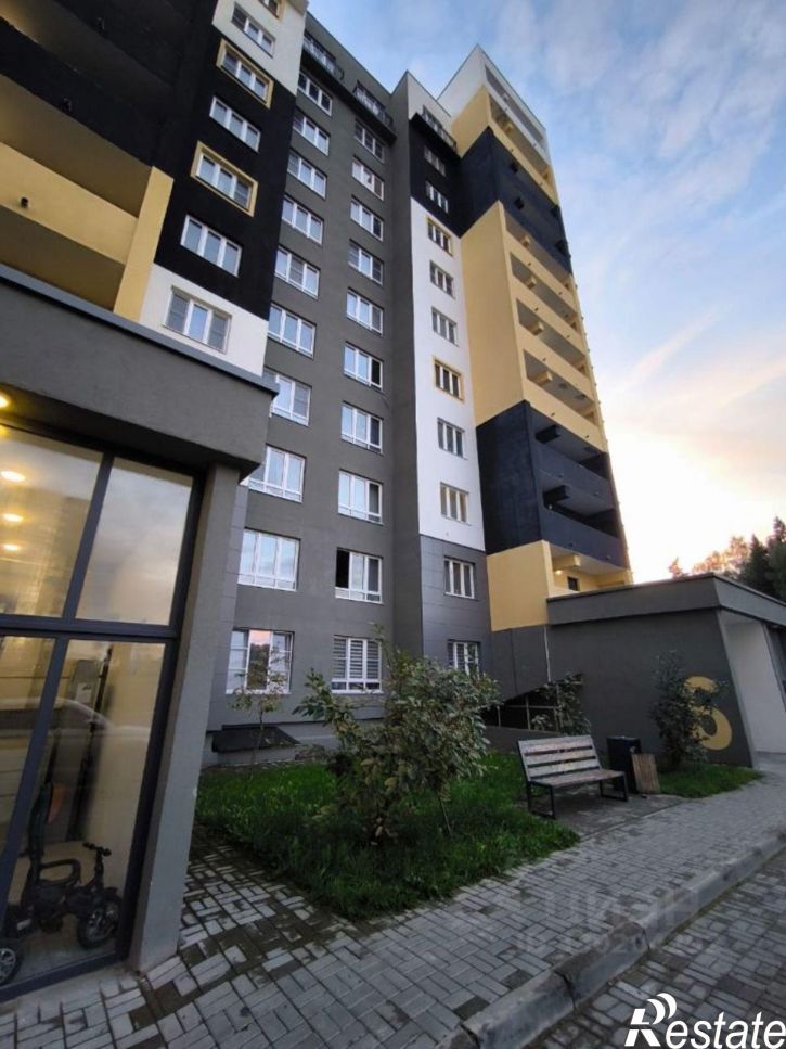 3-комн квартира ул Усачева, 21,  д. 21