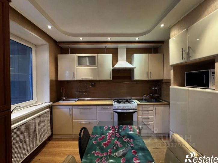 3-комн квартира пр-кт Маркса, 10,  д. 10