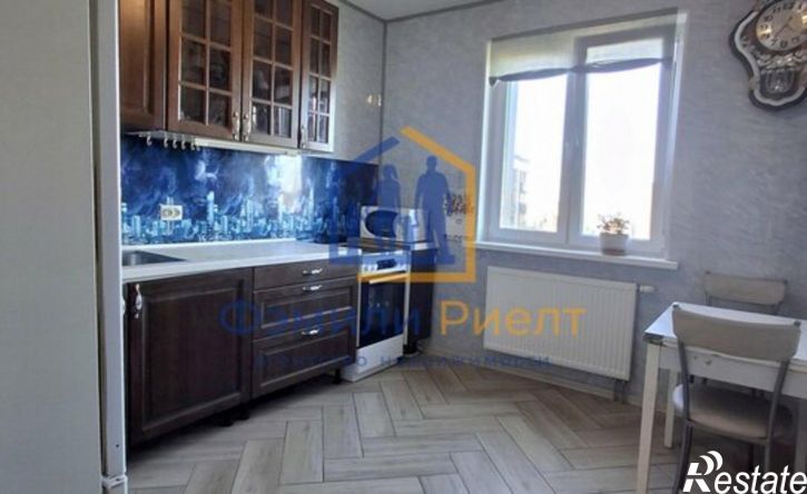 5-комн квартира ул Курчатова, 35,  д. 35
