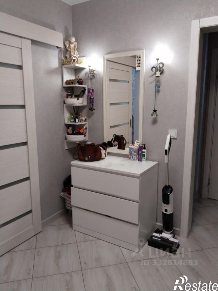 2-комн квартира ул Поленова, 2,  д. 2