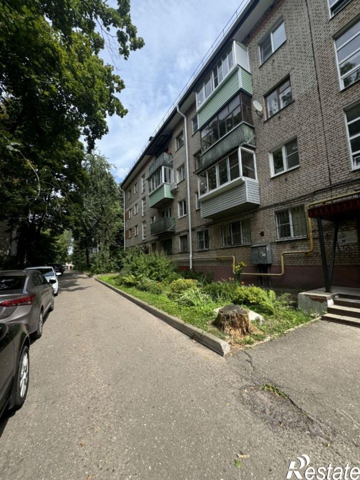2-комн квартира ул Красных Зорь, 3,  д. 3