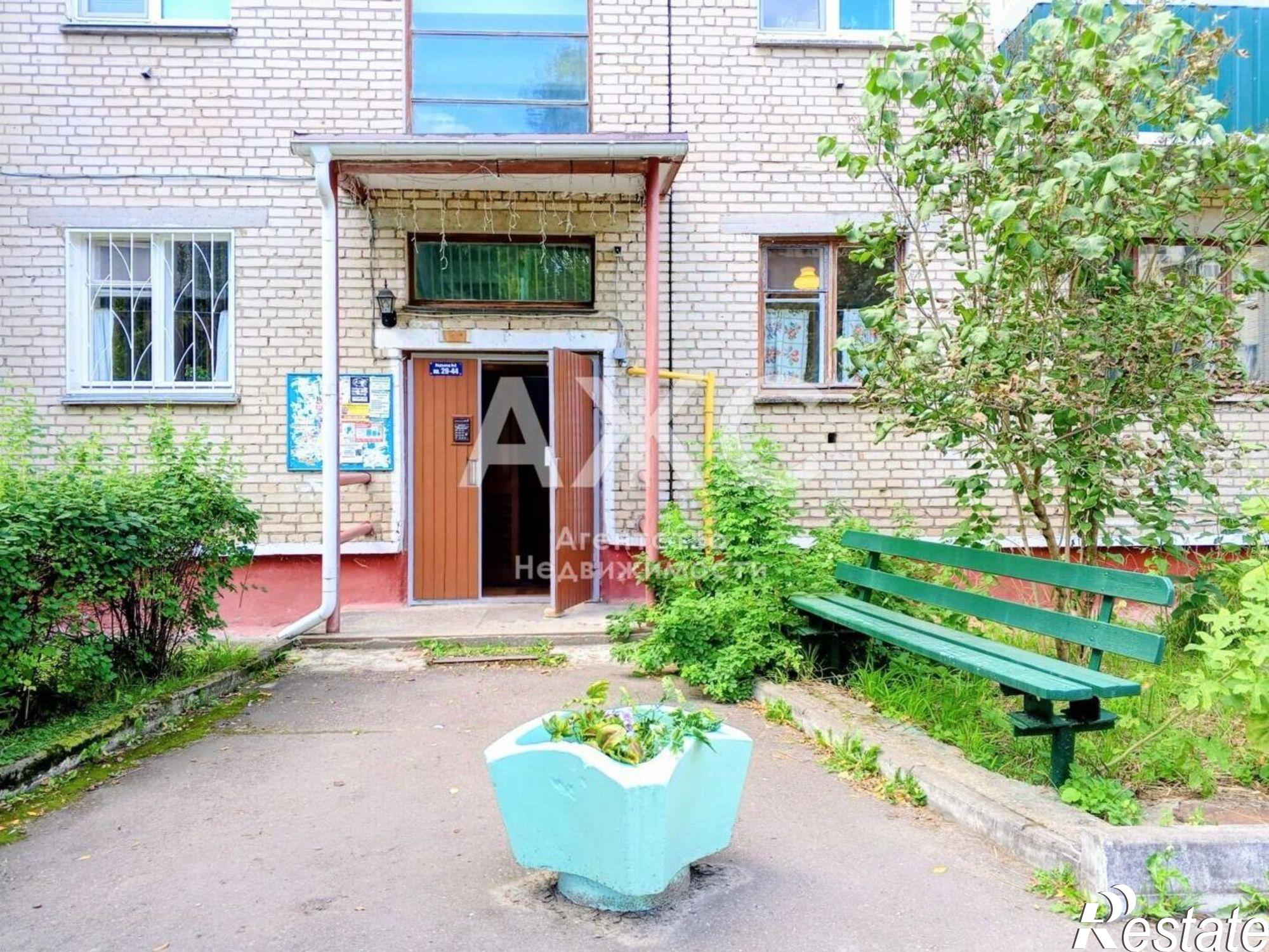 Купить квартиру за 4 350 000 рублей на ул Маршала Жукова, 12