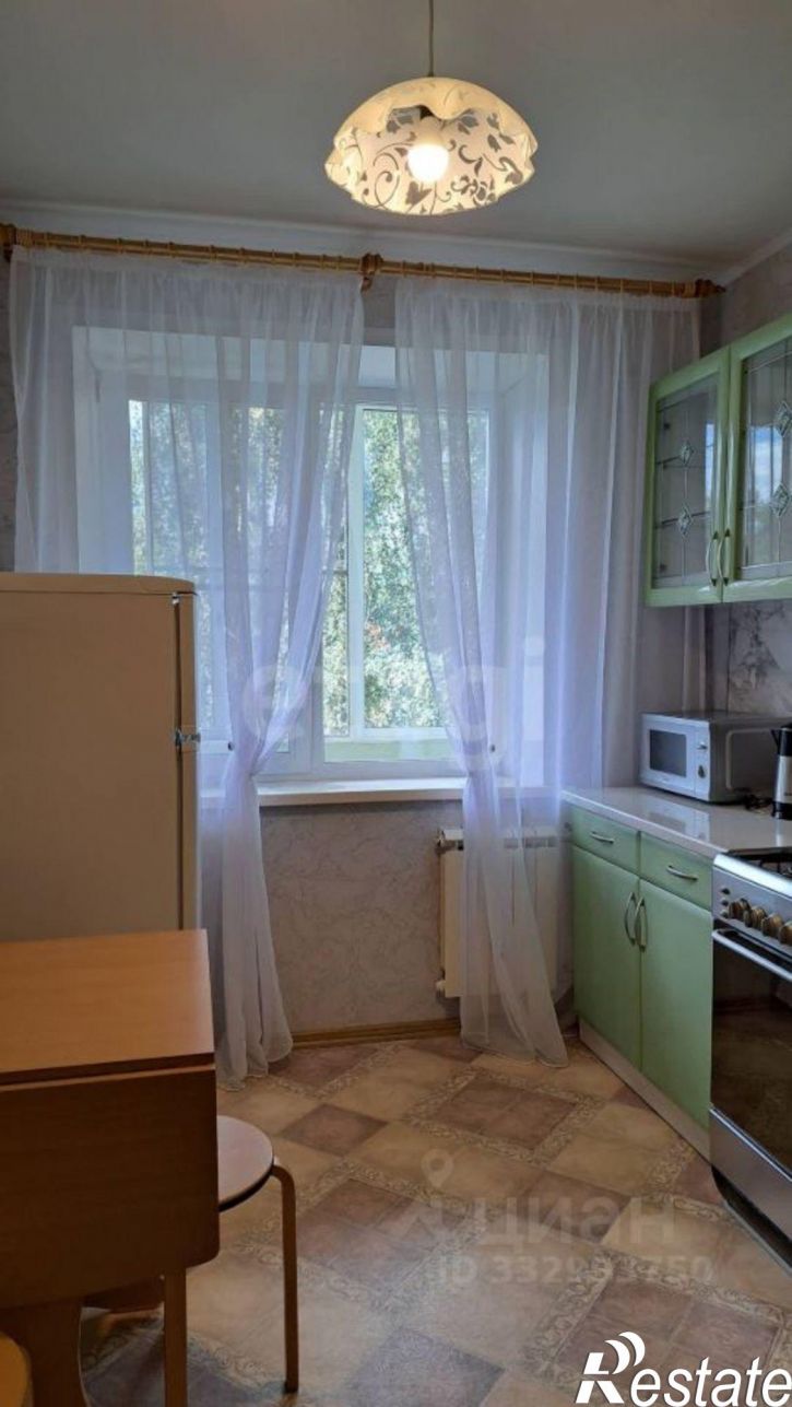 2-комн квартира ул Аксенова, 10,  д. 10