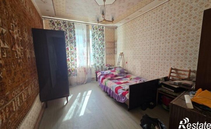 3-комн квартира ул Аксенова, 15,  д. 15