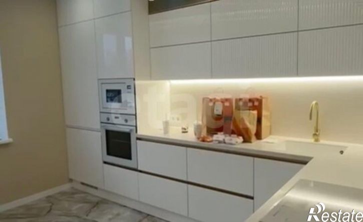 2-комн квартира ул Поленова, 11,  д. 11