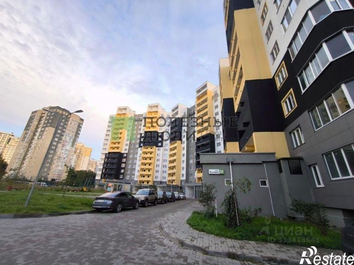 3-комн квартира ул Усачева, 21,  д. 21