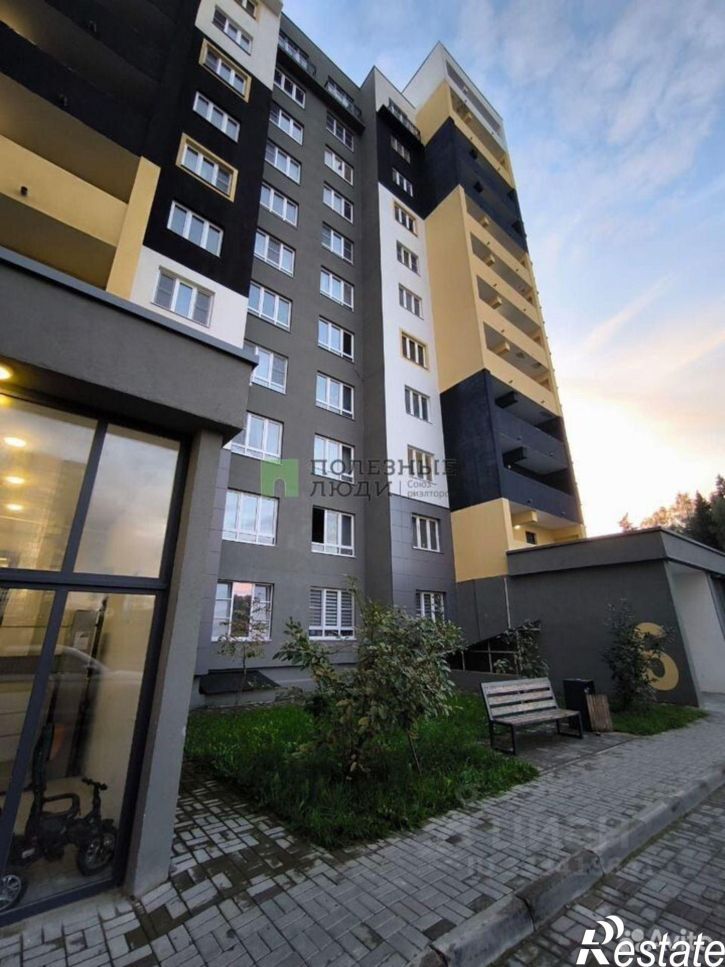 3-комн квартира ул Усачева, 21,  д. 21