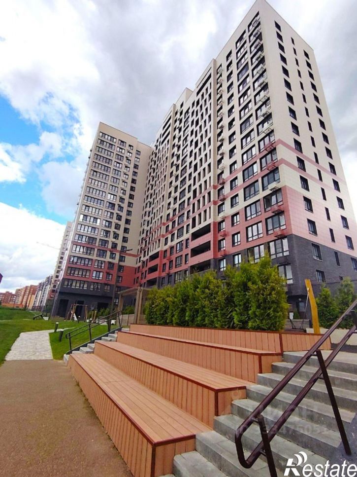2-комн квартира улица Славского, 10