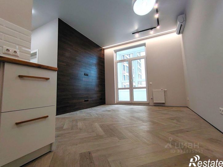 2-комн квартира улица Славского, 10