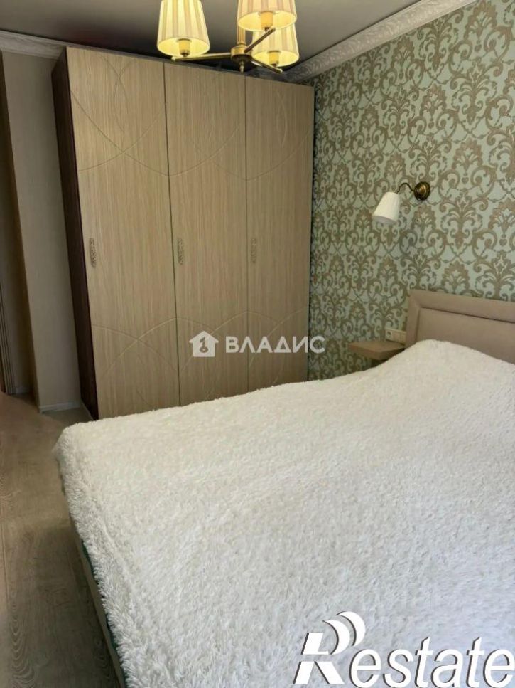 2-комн квартира Графская улица, 12,  д. 12
