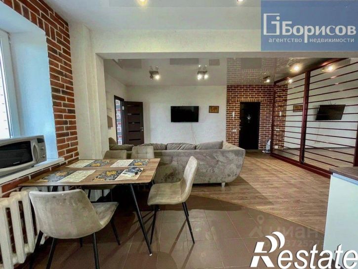 3-комн квартира улица Курчатова, 76,  д. 76