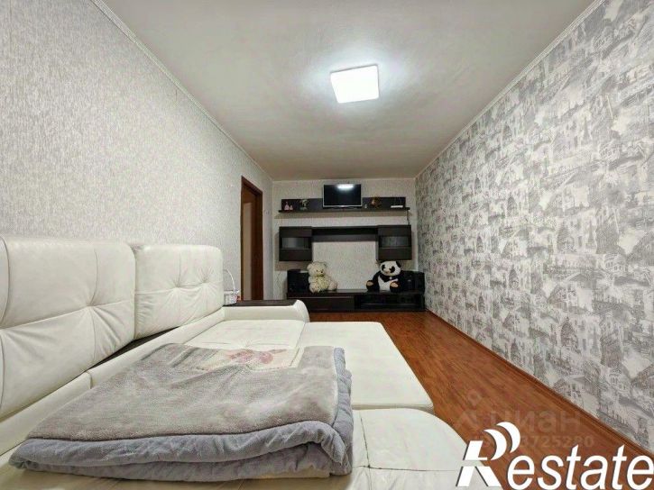2-комн квартира улица Королёва, 8,  д. 8