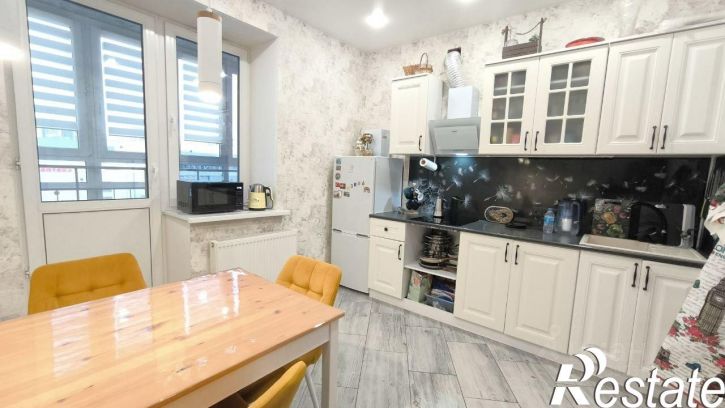 2-комн квартира улица Поленова, 9,  д. 9