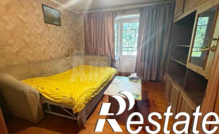 4-комн квартира улица Королёва, 18,  д. 18
