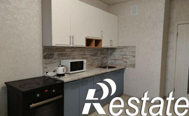 3-комн квартира улица Кутузова, 23,  д. 23
