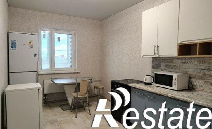 3-комн квартира улица Кутузова, 23,  д. 23